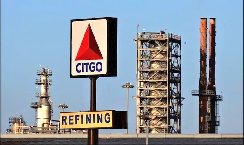 "... todos los bienes
de la empresa Citgo,
todo el dinero de
Venezuela en el
exterior, [fueron
entregados] a
un grupo de
partidos políticos
de oposición,
pertenecientes a la
Plataforma Unitaria,
para que los vendan,
para negociar, hacer
y deshacer (…) [Se]
está llevando a cabo
uno de los mayores
saqueos que jamás
se hayan hecho
contra ningún país
del mundo", Nicolás
Maduro