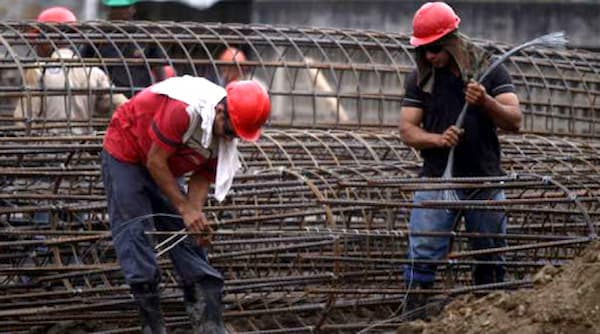 ¿Cuándo se normalizará la situación salarial del país? La economía venezolana debe fortalecer más aun su crecimiento, los ingresos petroleros deben incrementarse, los ingresos fiscales deben aumentar de manera más sólida para retornar a la política salarial de la revolución bolivariana