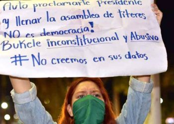 Nuevas ideas representan un régimen neoliberal radical, autoritario, populista y corrupto, que ha acumulado riqueza y poder durante sus 4 años de gobierno, su grupo familiar no sólo representa la oligarquía que asume nuevas formas, sino que se esfuerzan en ser parte de ella