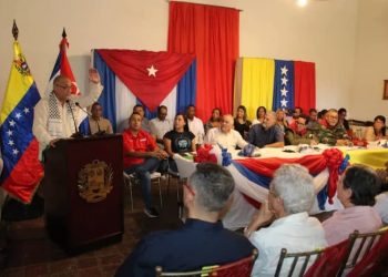 Con un llamado a la unidad y la acción, culminó el XIII Encuentro Nacional de Solidaridad Venezuela-Cuba. Durante dos días, delegados de ambos países debatieron sobre las estrategias para enfrentar las agresiones del imperialismo y fortalecer la cooperación bilateral.