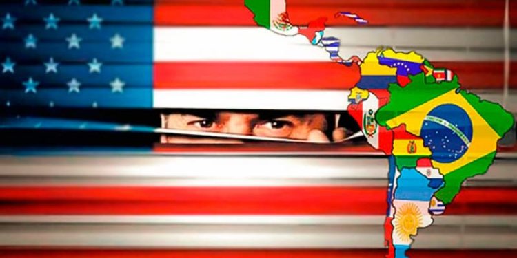 No faltan miembros de las élites políticas de América Latina cuya prioridad es mantenerse al servicio de los intereses de EEUU; con el objetivo de mantener vigente al monroísmo en nuestra región