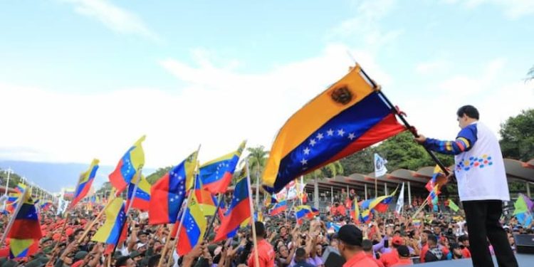 Hinterlaces: 59% de los venezolanos considera que Nicolás Maduro será reelecto 1 Hinterlaces: 59% de los venezolanos considera que Nicolás Maduro será reelecto