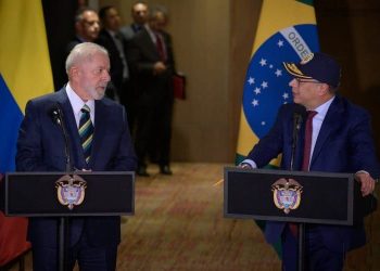 Lula le dice a Petro que Brasil está en contra de las sanciones a Venezuela 8 Lula le dice a Petro que Brasil está en contra de las sanciones a Venezuela