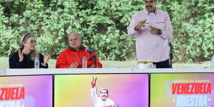A la estrategia del PSUV se unirán diferentes movimientos de Venezuela. De acuerdo con Maduro, la iniciativa surgió luego de recibir sus propuestas en el Comando de Campaña "Venezuela Nuestra"
