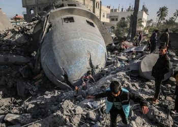 Palestina: Donde la decadencia del viejo orden descarga sus odios 1 “Los países cómplices de Israel protegen a los criminales de guerra, mientras persiguen a los pueblos libres y los Estados soberanos” Nicolás Maduro (VIII Cumbre de la CELAC) 2 de marzo 2004