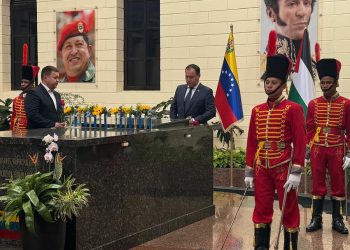 Primer Ministro de Belarús visita Casa Natal del Libertador y el Cuartel de La Montaña