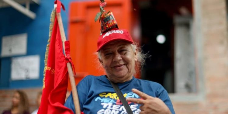 Con Nicolás la esperanza está en la calle 1 Maduro tiene a su favor los indicadores económicos, que muestran un crecimiento, y una recuperación de la producción, que ha reducido la dependencia del petróleo en un país que posee las mayores reservas del mundo