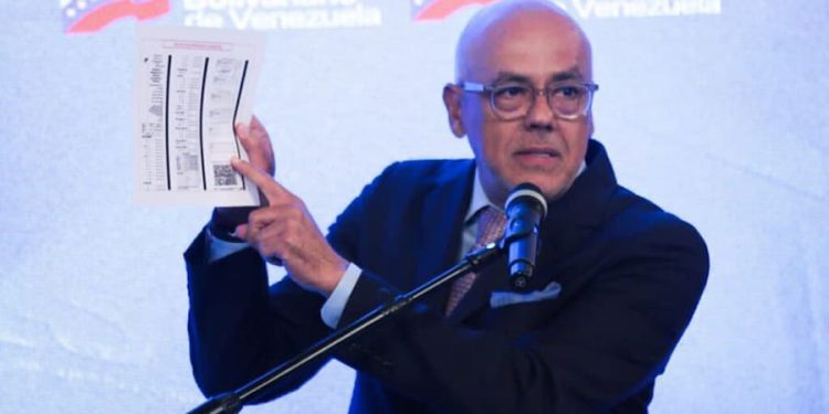 La oposición basa el supuesto triunfo de Edmundo González en un REP distorsionado, un padrón electoral matemáticamente imposible y supuestas actas sin las firmas de testigos, miembros de mesa ni técnicos electorales