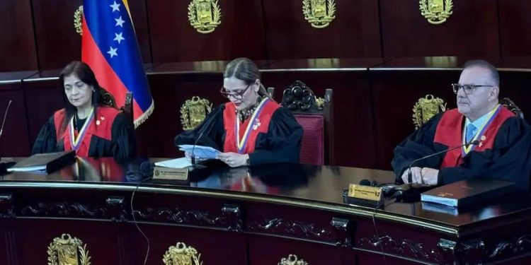 Posturas inquebrantables en dos frentes 1 Siendo la decisión del TSJ cosa juzgada, toca a las naciones respetar este proceso o, desafortunadamente, unirse a las nuevas aventuras de agresión contra Venezuela, que serán debidamente enfrentadas y derrotadas por la institucionalidad democrática