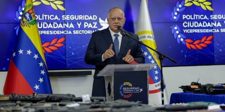 Una operación anunciada por Erik Prince, fundador de la empresa militar privada Blackwater, quien había anticipado en un vídeo que para el 16 de septiembre habría "noticias importantes de Blackwater", y que Venezuela estaba a punto de "cambiar de rumbo”
