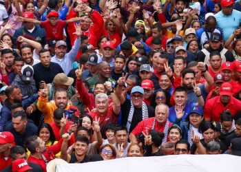 Multitudinaria marcha a dos meses de la victoria del 28J 10 Multitudinaria marcha a dos meses de la victoria del 28J
