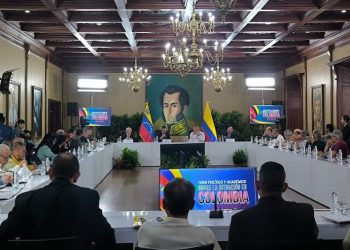 En Venezuela arrancó el foro político y académico sobre situación en Colombia
