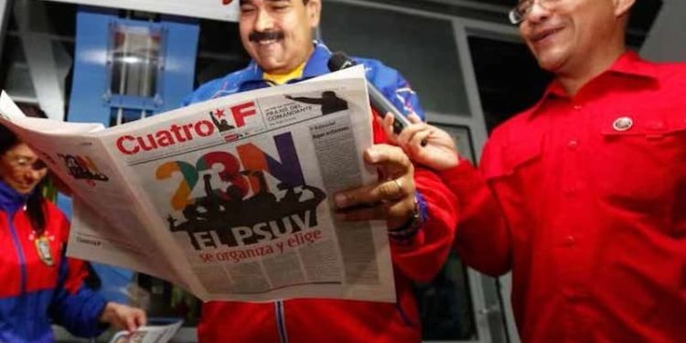 Dos cumpleaños en tiempos de batalla 1 Dos cumpleaños que celebramos en batalla y lealtad absoluta porque sabemos que la patria se juega en estas horas y la Doctrina del Padre Libertador Simón Bolívar es ese eje de preservación y avance