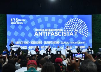 Inicia el Foro Parlamentario Mundial Antifascista en Caracas 4 Inicia el Foro Parlamentario Mundial Antifascista en Caracas