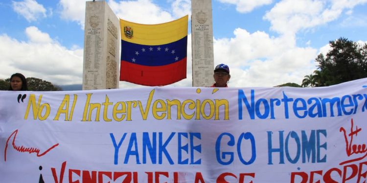 Entre el ideario chavista y el neofascismo 1 Entre el ideario chavista y el neofascismo