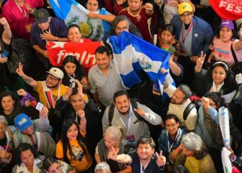 La solidaridad política y comunicacional es la nueva ternura que hoy tejen nuestros pueblos