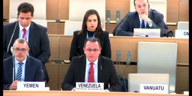 Venezuela alza la voz en la ONU: Denuncia confabulación entre EEUU y El Salvador para esclavizar a migrantes venezolanos 1 Venezuela alza la voz en la ONU: Denuncia confabulación entre EEUU y El Salvador para esclavizar a migrantes venezolanos