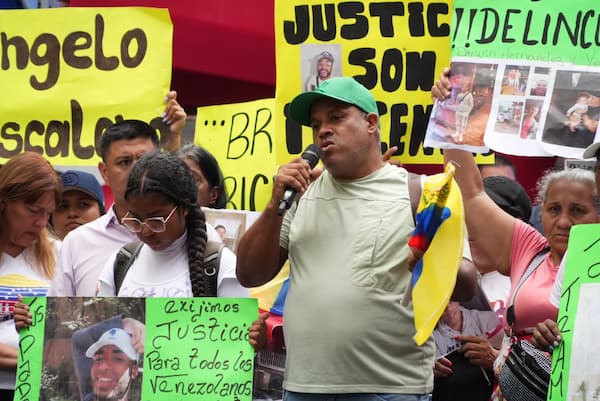 Marcha en defensa de los migrantes secuestrados en El Salvador 6 WhatsApp Image 2025 03 18 at 5.49.42 PM 1