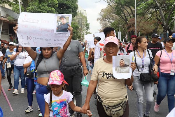 Marcha en defensa de los migrantes secuestrados en El Salvador 2 WhatsApp Image 2025 03 18 at 5.50.19 PM 1