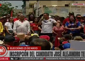José Alejandro Terán inscribió su candidatura a la gobernación de La Guaira