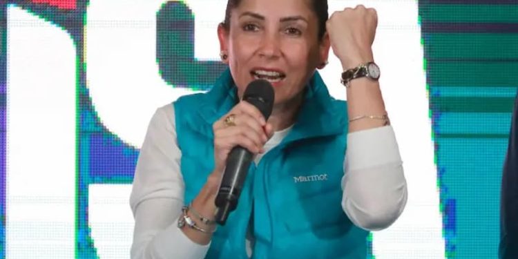 La segunda vuelta de las elecciones presidenciales en Ecuador, terminó con una inesperada victoria del banquero Noboa frente a la candidata de la Revolución Ciudadana, Luisa González, quien impugnó los resultados y pidió un recuento de los votos