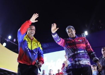 Presidente Maduro anunció financiamiento especial para los 10 circuitos comunales con mayor  votación