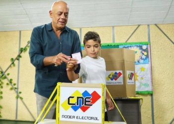 Jorge Rodríguez destaca voluntad de paz y diálogo del pueblo venezolano en las elecciones