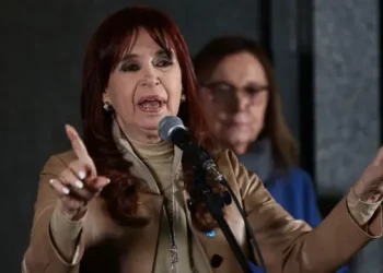 Cristina Fernández de Kirchner: El poder económico pretende que el campo popular no pueda organizarse 9 Cristina Fernández de Kirchner: El poder económico pretende que el campo popular no pueda organizarse