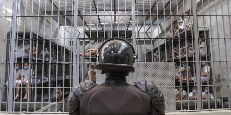 Gobierno de Costa Rica construirá «mini CECOT»