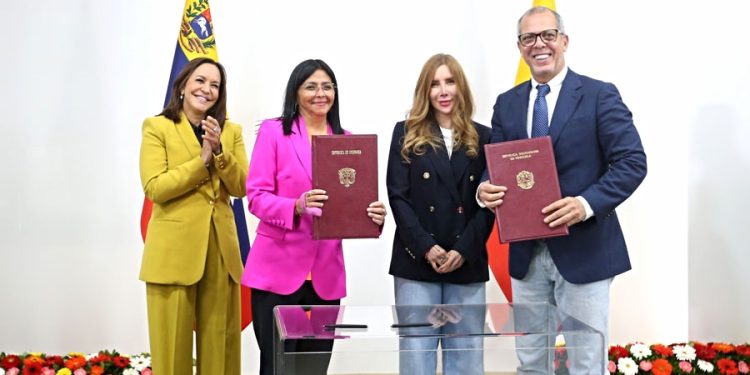 Venezuela y Colombia firman memorándum para crear Zona Económica Especial de Paz 1 Venezuela y Colombia firman memorándum para crear Zona Económica Especial de Paz