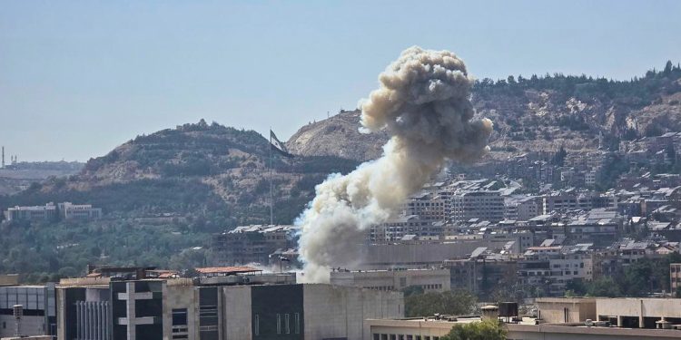 Recrudecen las hostilidades en Siria: enfrentamientos en Sueida y bombardeos israelíes agravan la crisis 1 Recrudecen las hostilidades en Siria: enfrentamientos en Sueida y bombardeos israelíes agravan la crisis