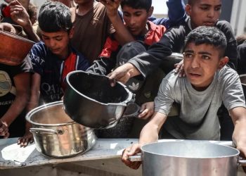 Al menos 580 palestinos han sido asesinados por Israel en su intento de obtener agua y comida en «centros de ayuda»