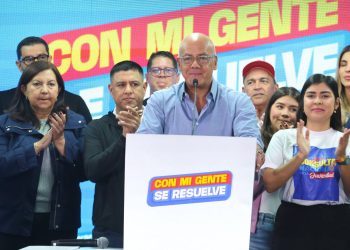 Jorge Rodríguez denuncia torturas a venezolanos en El Salvador y convoca a masiva participación en elecciones del 27J 8 Jorge Rodríguez denuncia torturas a venezolanos en El Salvador y convoca a masiva participación en elecciones del 27J