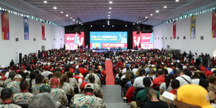 PSUV proclama la defensa irrevocable de la soberanía nacional en su Plenaria Extraordinaria 1 PSUV proclama la defensa irrevocable de la soberanía nacional en su Plenaria Extraordinaria