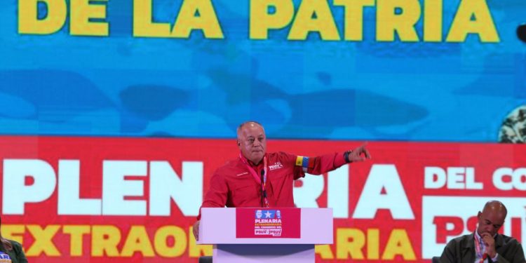 Diosdado Cabello denuncia campaña de mentiras del "imperialismo" contra Venezuela, comparándola con el caso de Irak 1 Diosdado Cabello denuncia campaña de mentiras del «imperialismo» contra Venezuela, comparándola con el caso de Irak
