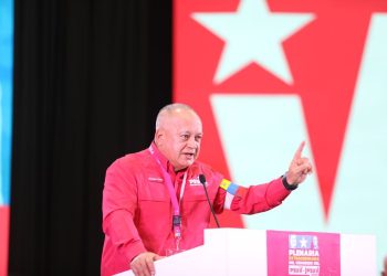 Secretario General del PSUV: “A la hora de defender la Patria la duda es traición" 6 Secretario General del PSUV: “A la hora de defender la Patria la duda es traición»