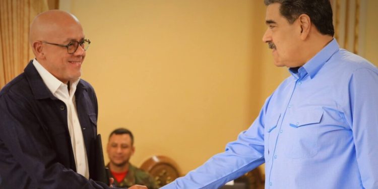Jorge Rodríguez insta al pueblo venezolano a defender la paz como una obligación constitucional, moral e histórica 1 Jorge Rodríguez insta al pueblo venezolano a defender la paz como una obligación constitucional, moral e histórica