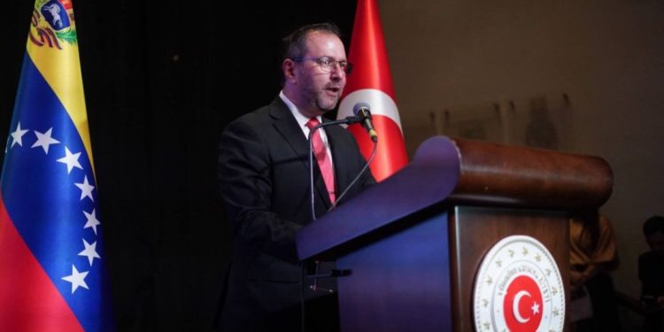 Canciller Gil destacó los lazos de hermandad, solidaridad y cooperación que unen a Caracas y Ankara 1 Canciller Gil destacó los lazos de hermandad, solidaridad y cooperación que unen a Caracas y Ankara