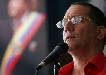 Notas sobre la Guerra Popular Prolongada 10 Notas sobre la Guerra Popular Prolongada