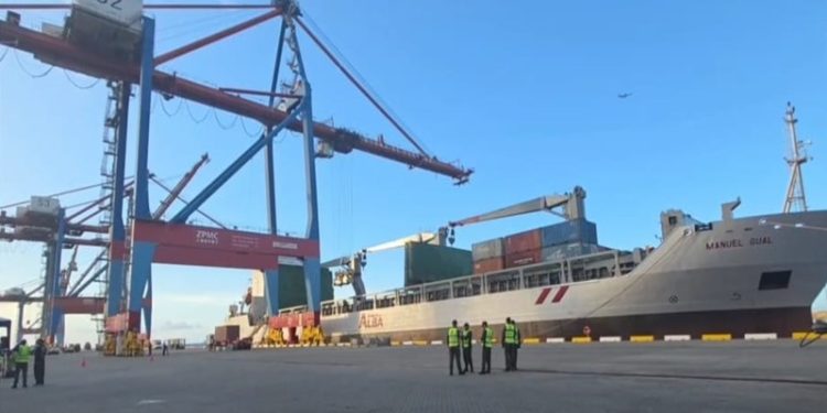 Segundo buque venezolano zarpa a Cuba con 2.500 toneladas de asistencia 1 Ayuda