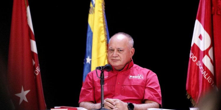 Cabello convoca a las asambleas populares para elegir los Comités de Base Integral 1 IMG 20251106 140610 826