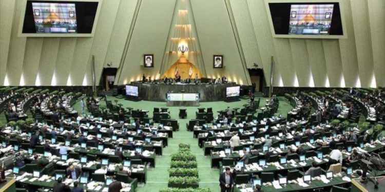 Parlamento Iraní condena interceptaciones de EE.UU. en el Caribe como un acto de piratería 1 16154234 xl