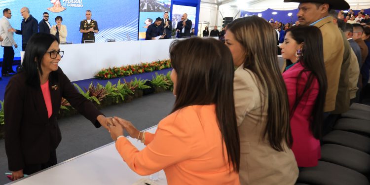 Gobierno Nacional asigna un 37% más en divisas a regiones y poder popular para 2026 1 Gobierno Nacional asigna un 37% más en divisas a regiones y poder popular para 2026