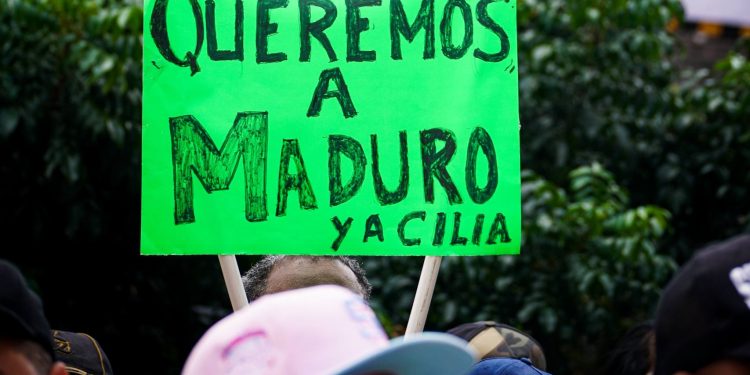 ¡La Unidad y la Dignidad son nuestro escudo y nuestra victoria!