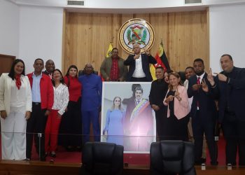 Bajo el juramento de defender la Patria CLEBM instala nuevo Período Legislativo y elige Junta Directiva para 2026
