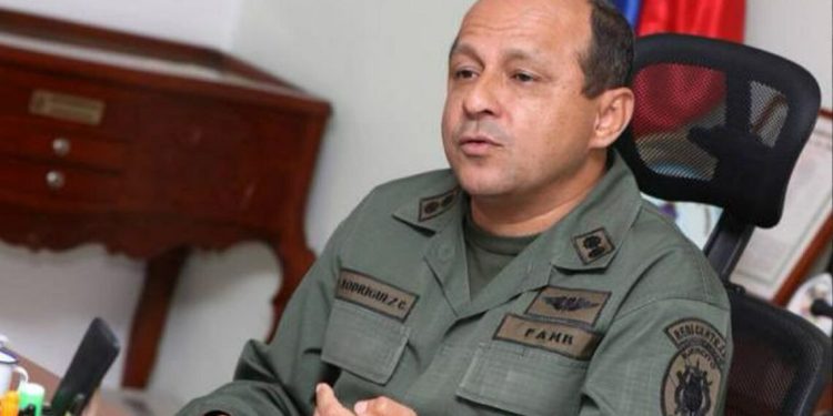 M/G Alexis Rodríguez Cabello desmiente rumores sobre su fallecimiento: "Estoy trabajando por la paz" 1 photo 5105381870928595916 y 1140x570 1