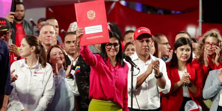 Presidenta Encargada Delcy Rodríguez: “En esta ley se encuentra plasmada la impronta y el legado del comandante Chávez”