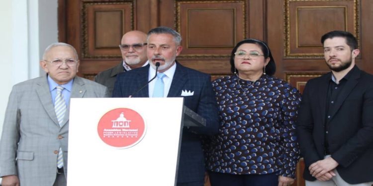 Instalada Comisión para la postulación del Poder Ciudadano en la Asamblea Nacional 1 Instalada Comisión para la postulación del Poder Ciudadano en la Asamblea Nacional