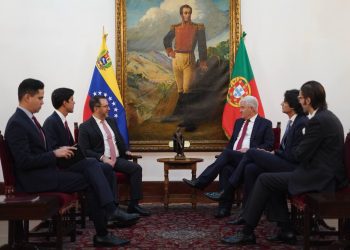 Canciller Yván Gil recibe Copias de Estilo del Embajador de Portugal, Manuel Pinheiro da Silva