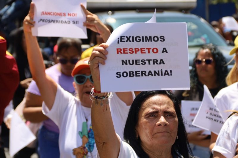 (+Fotos) “El Pueblo venezolano ha resistido mil batallas y siempre ha salido victorioso por la unidad” 9 5048737467112033287